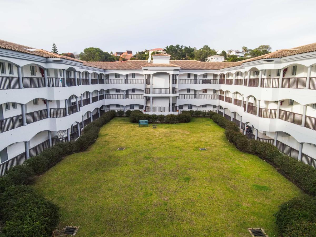 Two Greenpoint Mews Apartment Plettenberg Bay